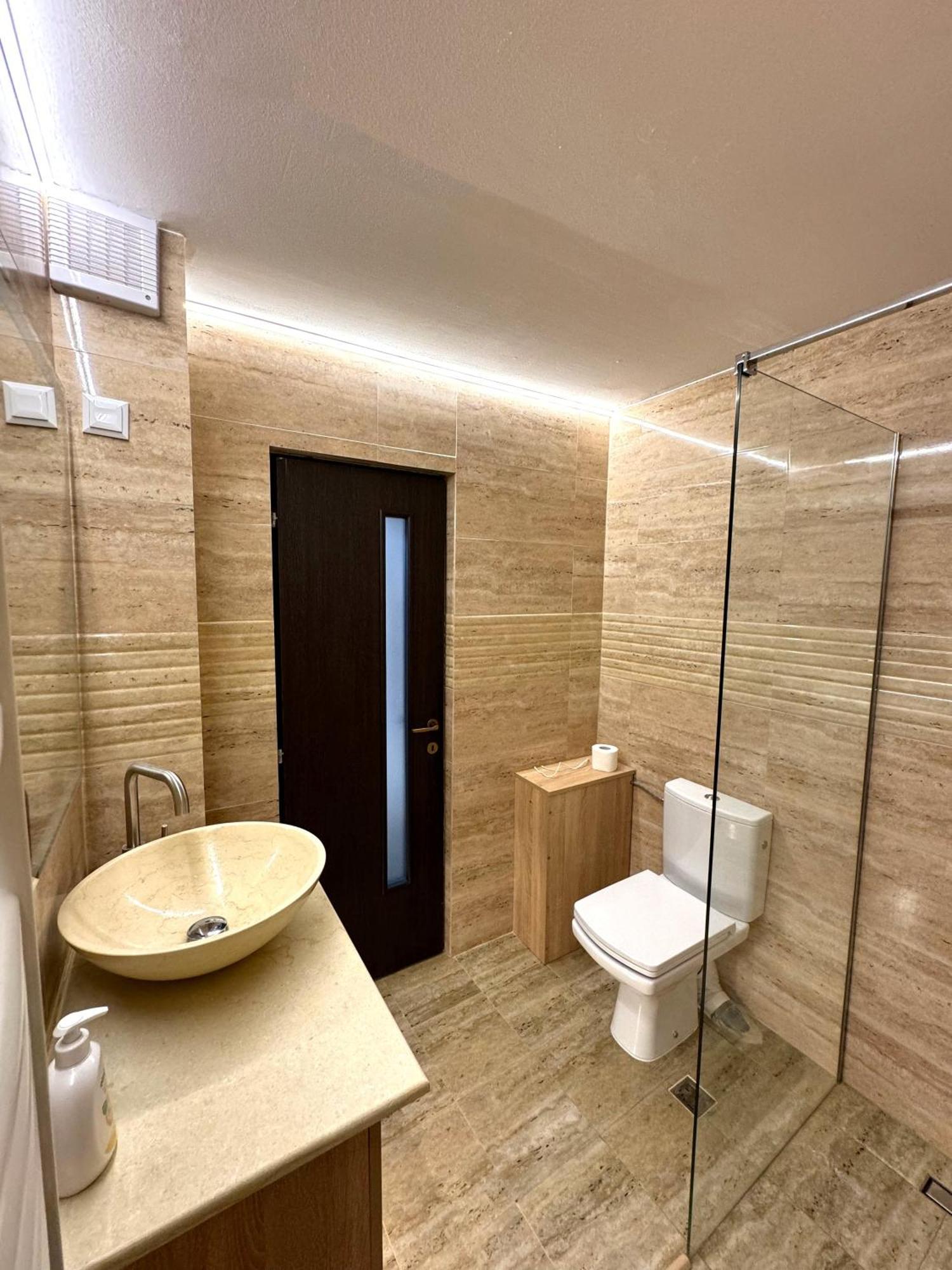 Ultracentral Apartment Targu Jiu Luaran gambar